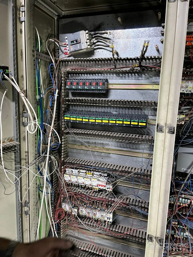 Deri Çivi Makinası Revizyonu ve PID Kontrol - Endomak proje görseli 16